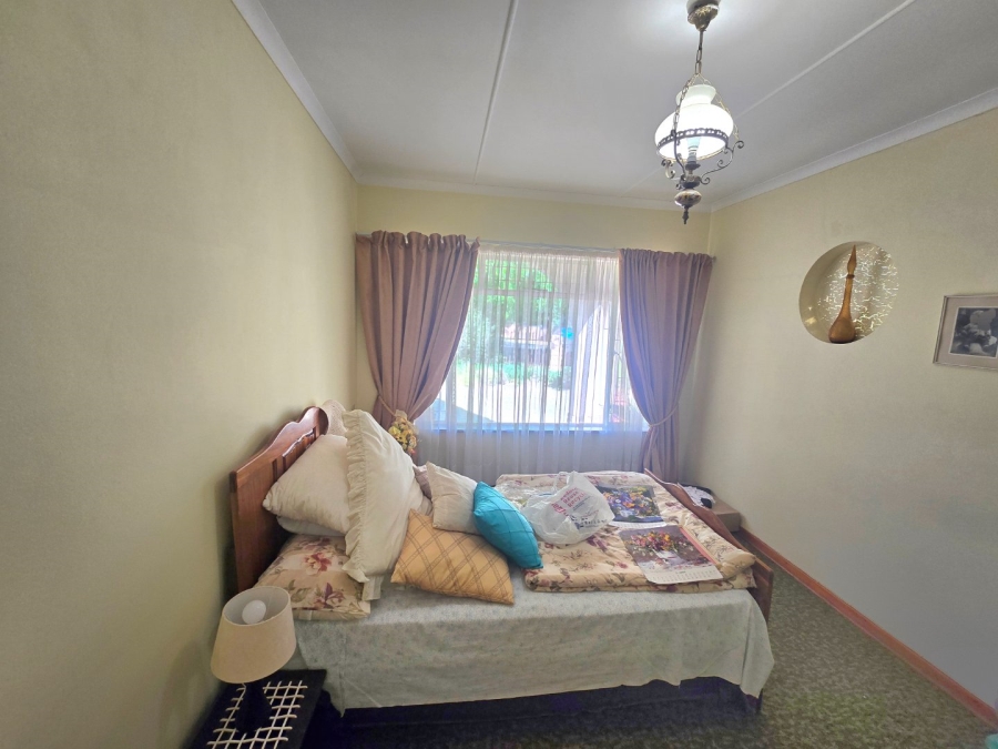 5 Bedroom Property for Sale in Panorama Free State